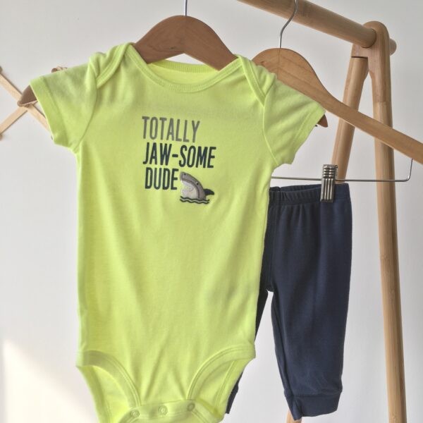 Sharks Set Body suit and Pants เซตบอดี้สูทและกางเกง 2 ชิ้น ลายฉลาม