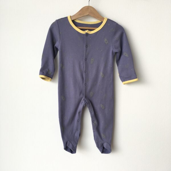 Space Pajamas ชุดนอนคอกลมขายาว ลายอวกาศ