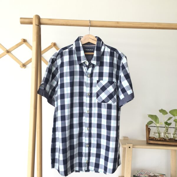 Short Sleeve Plaid Shirt เสื้อเชิ้ตลายสก๊อต
