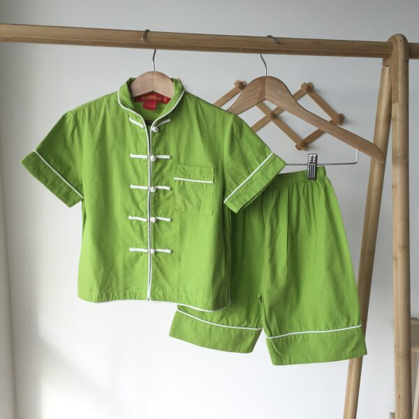 Shirt Set เซตเสื้อกางเกง สีเขียว