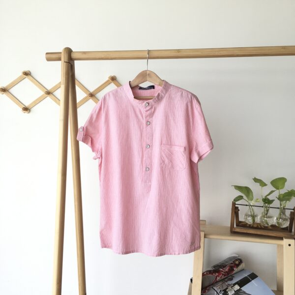 Pink sleeve shirt เสื้อเชิ้ตสีชมพู