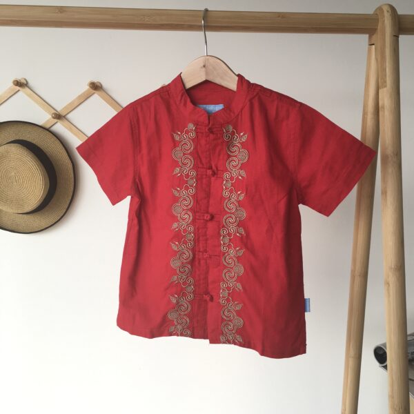 Shirt เสื้อเชิ้ตสีแดง