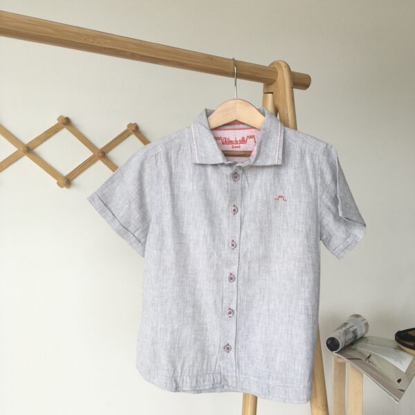 Chateau de sadle Shirt เสื้อเชิ้ต