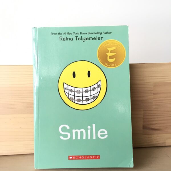 SMILE หนังสือรอยยิ้ม
