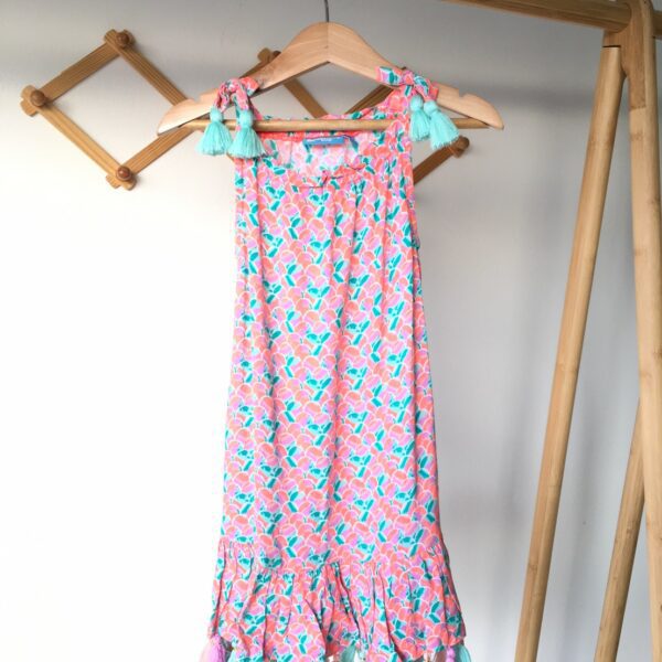 Dress ชุดเดรสลวดลายสวยงาม