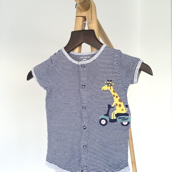 Giraffe body suit เสื้อบอดี้สูท ลายยีราฟ