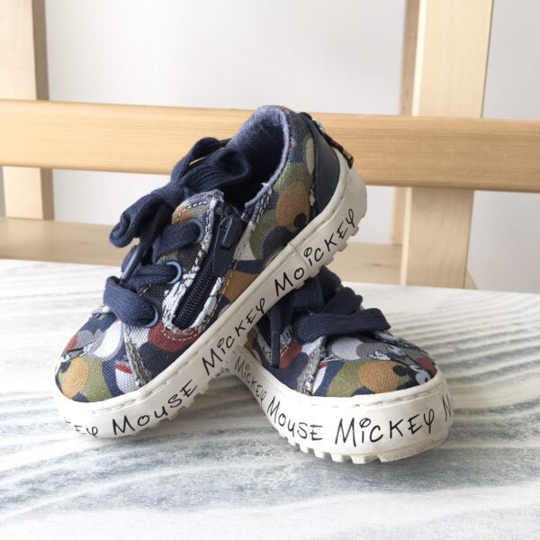 Mickey Shoes รองเท้าผ้าใบลายมิกกี้