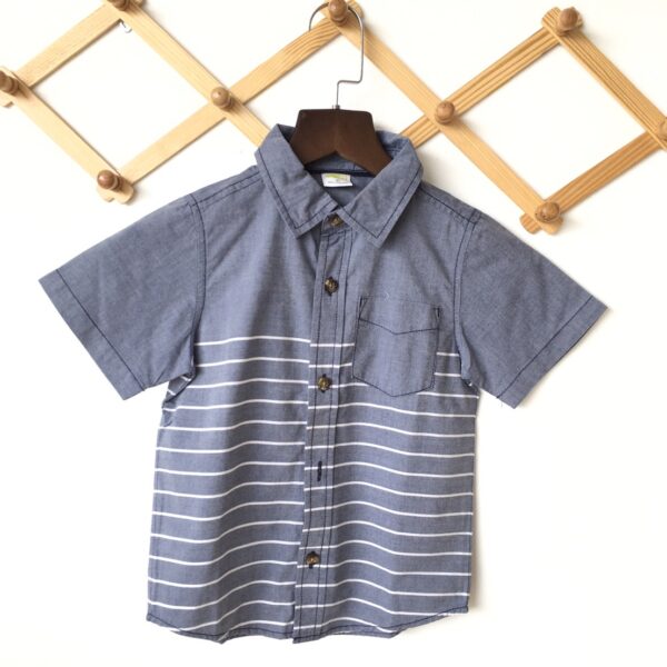 Striped Shirt เสื้อเชิ้ตลายขวาง