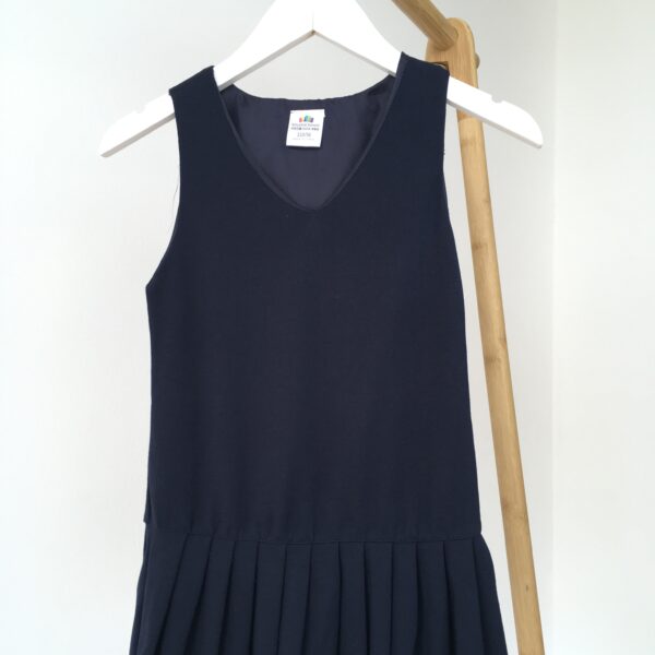 Blue Dress ชุดเดรสสีกรม