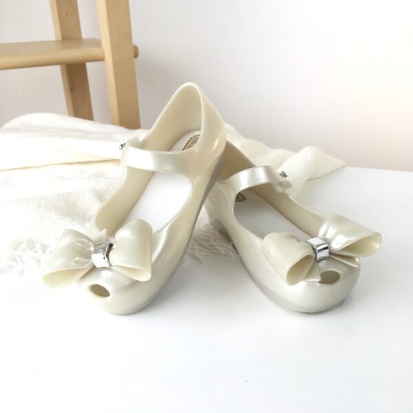 Mini Melisa Furadinha รองเท้าแฟชั่นสำหรับเด็กผู้หญิงน่ารักๆ