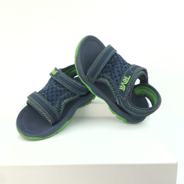 Toddler Sandals รองเท้าแตะรัดส้นเด็กเล็ก