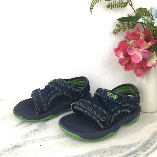 Toddler Sandals รองเท้าแตะรัดส้นเด็ก