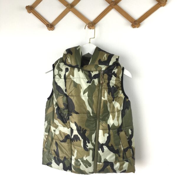 Military Padded Vest เสื้อกั๊กบุนวมลายทหาร