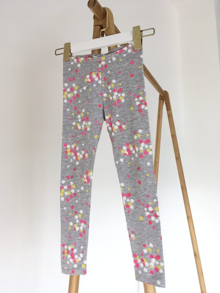 Point Leggings กางเกงเลกกิ้งลายจุด