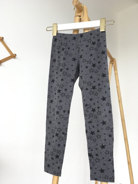 Leggings with all-over stars เลกกิ้งพิมพ์ลายดาว